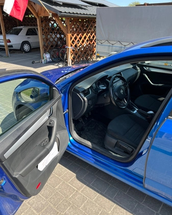 Skoda Octavia cena 47500 przebieg: 247348, rok produkcji 2015 z Gogolin małe 67